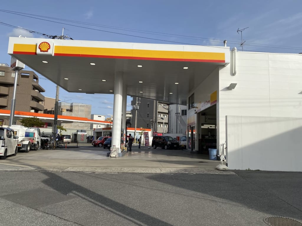 ガソリンスタンド
