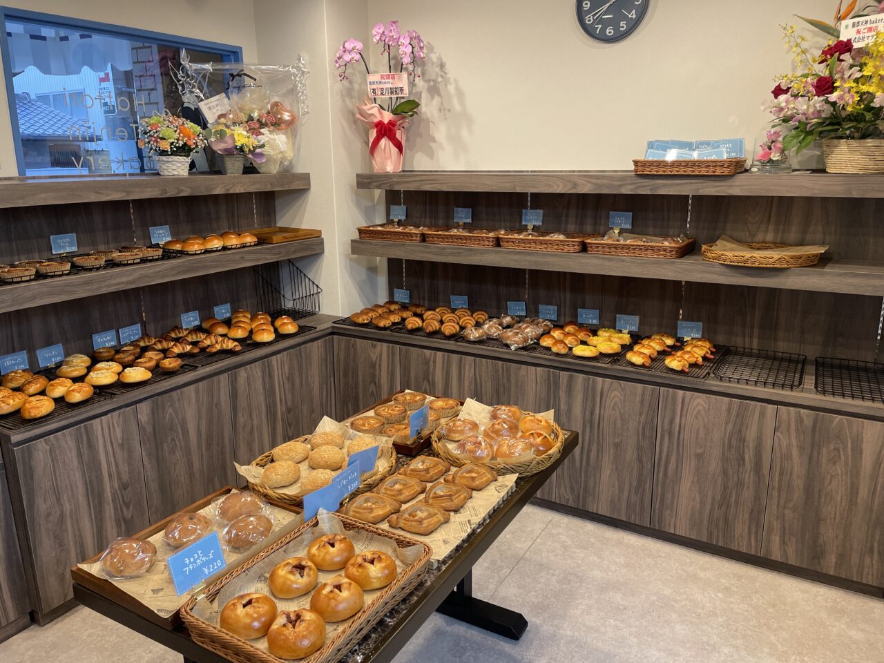 服部天神Bakery　店内の様子