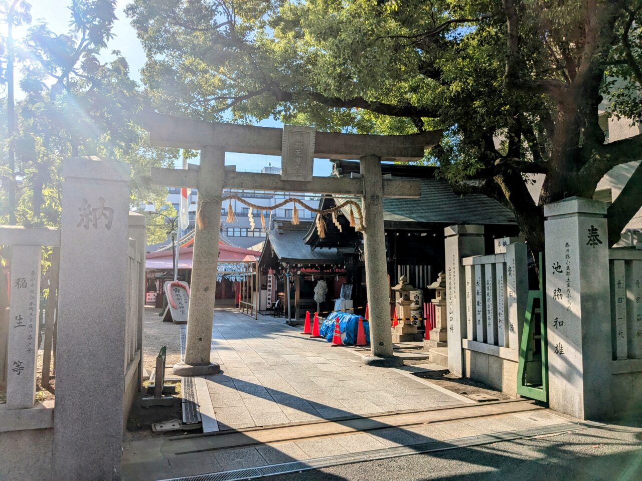 服部天神宮鳥居