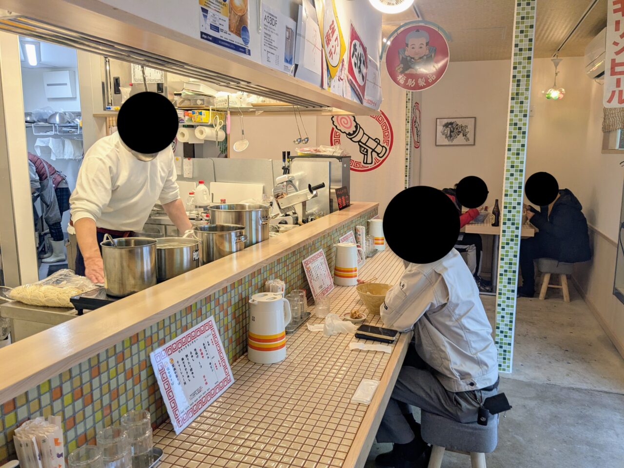 大坂ラーメン食堂ロケットランチャー