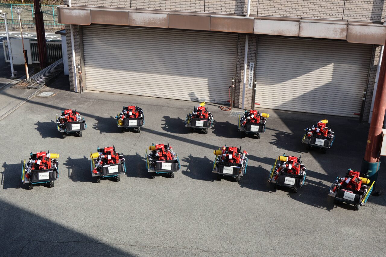 電動台車付き小型動力ポンプ