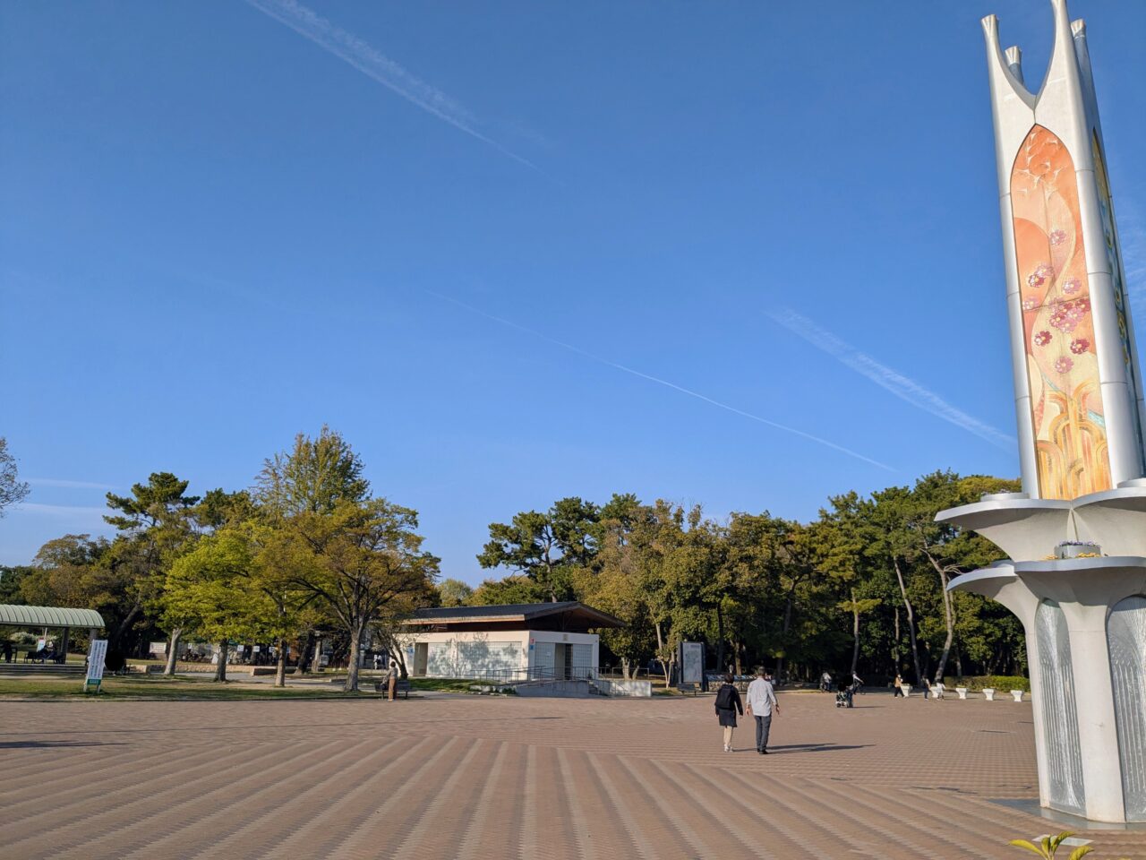 服部緑地 西中央広場