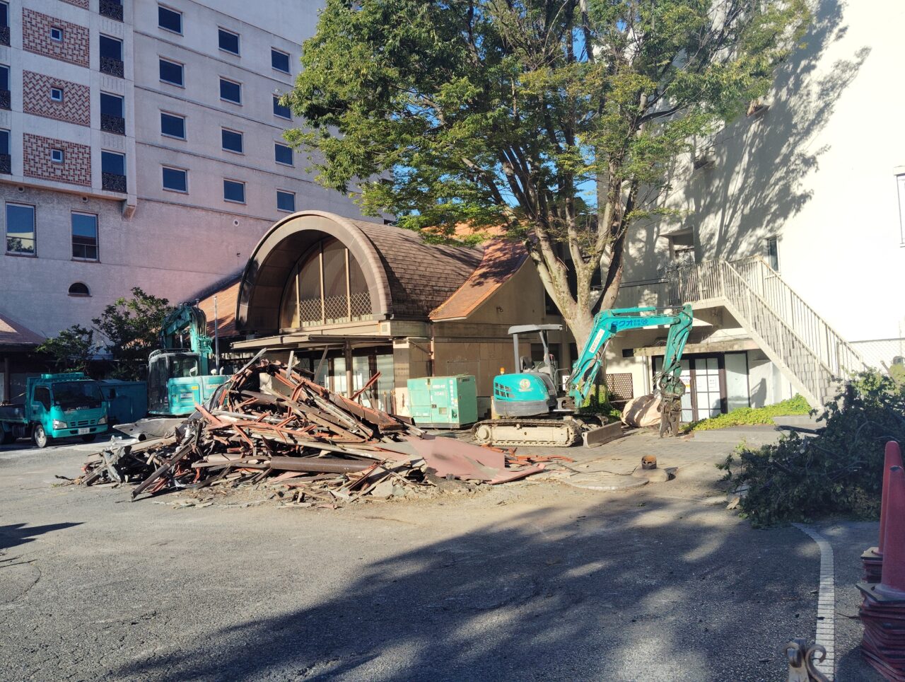 千里阪急ホテル