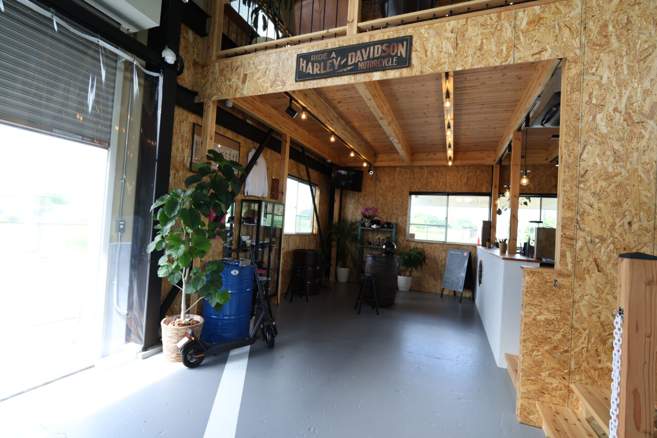 MURiiKi CAFE